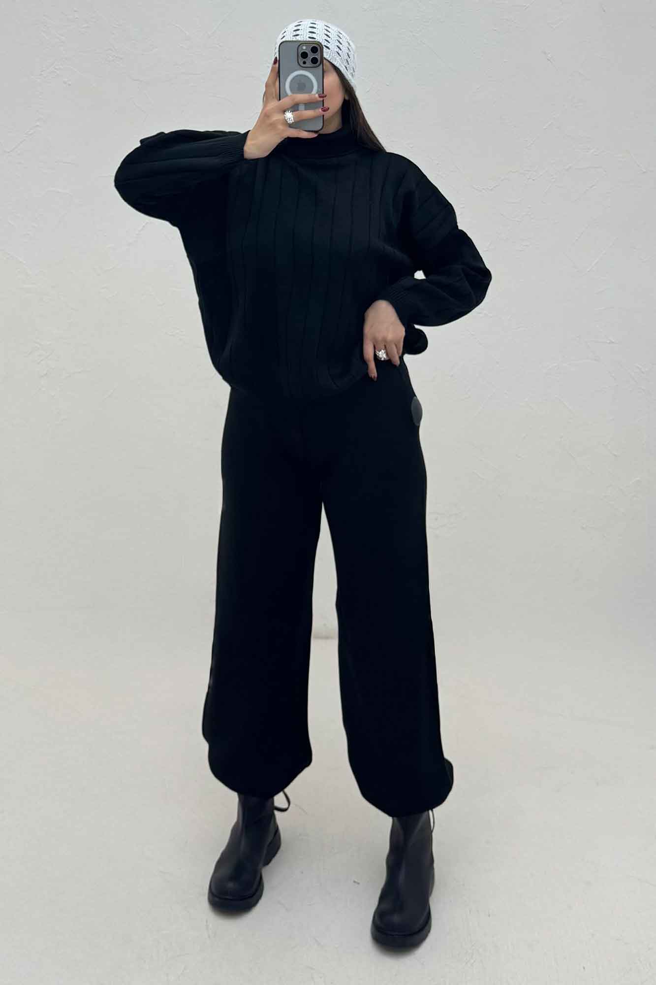 ست بلوز یقه اسکی و شلوار بافت