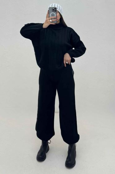 ست بلوز یقه اسکی و شلوار بافت