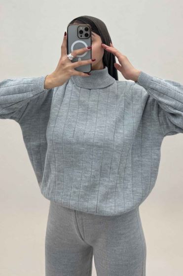 ست بلوز یقه اسکی و شلوار بافت