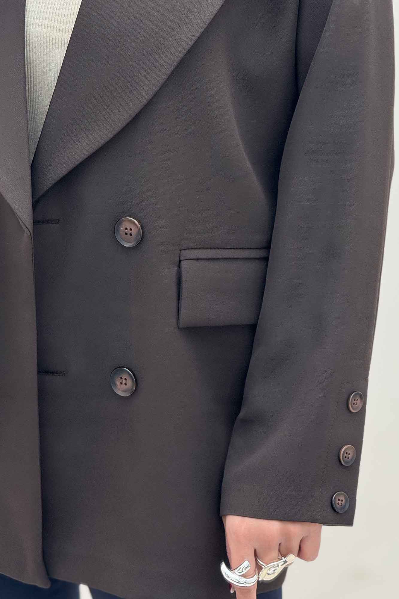 کت مازراتی یقه انگلیسی سر آستین دکمه