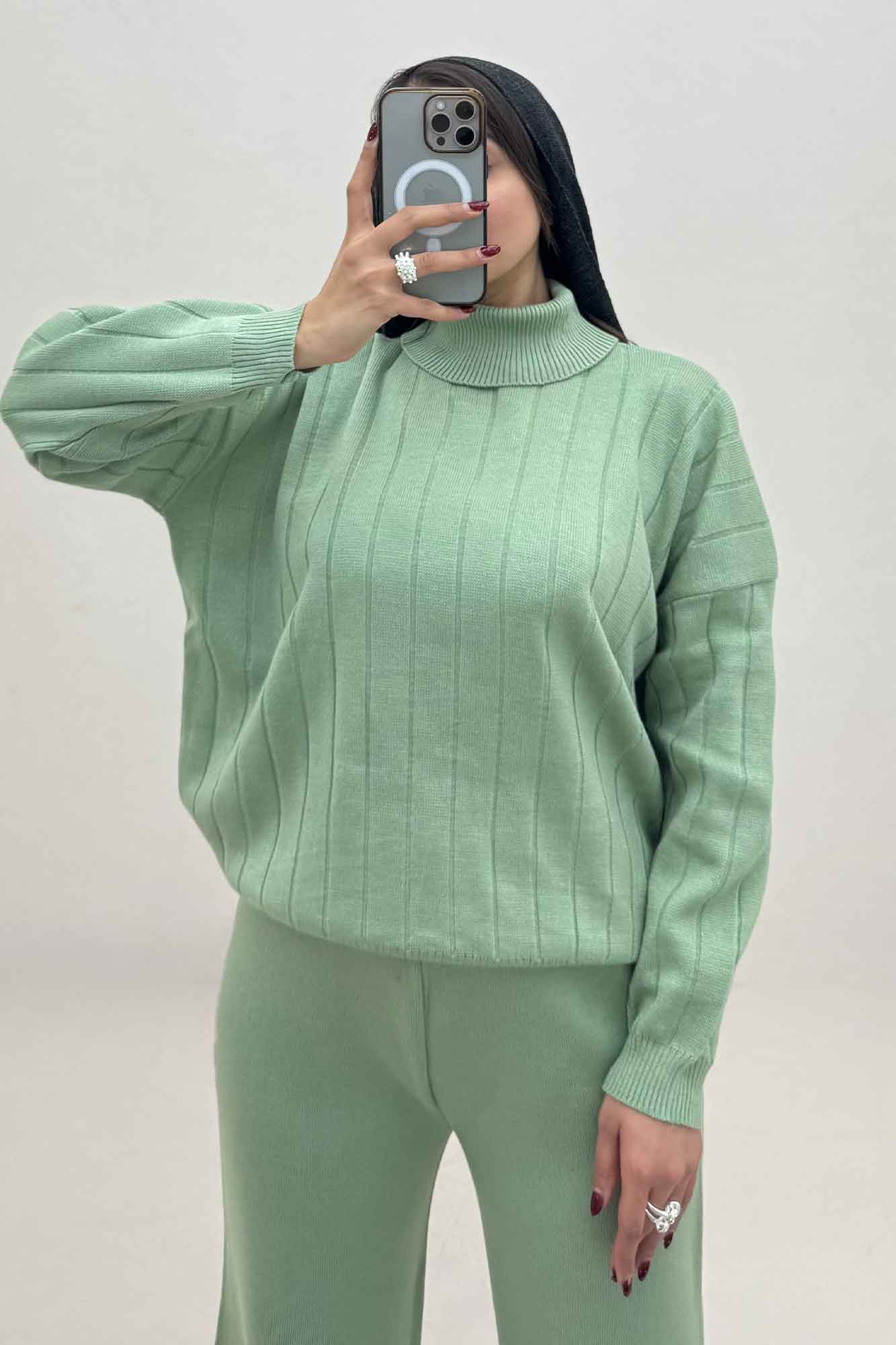 ست بلوز یقه اسکی و شلوار بافت