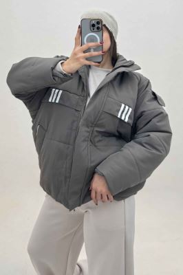 کاپشن کلاه دار پشت بلند