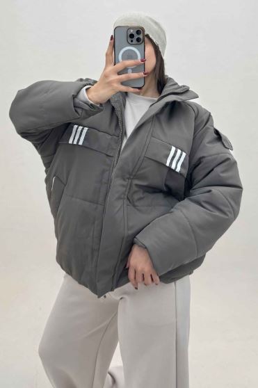 کاپشن کلاه دار پشت بلند