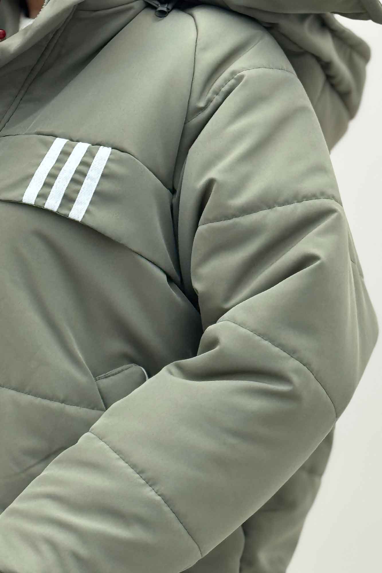 کاپشن کلاه دار پشت بلند