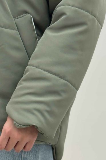 کاپشن کلاه دار پشت بلند