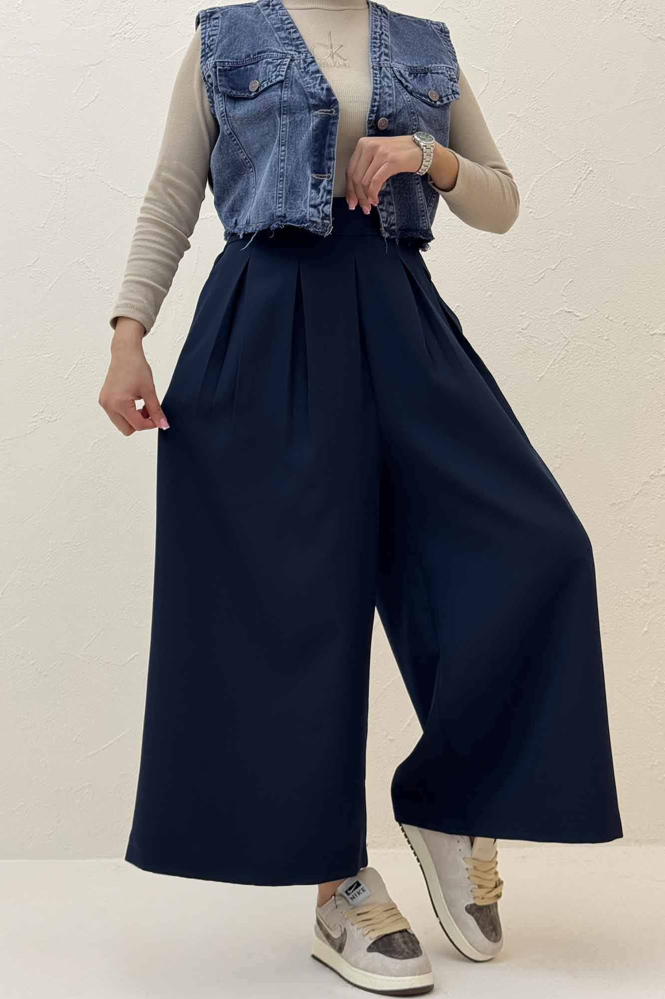 دامن شلواری مازراتی جلو پیله