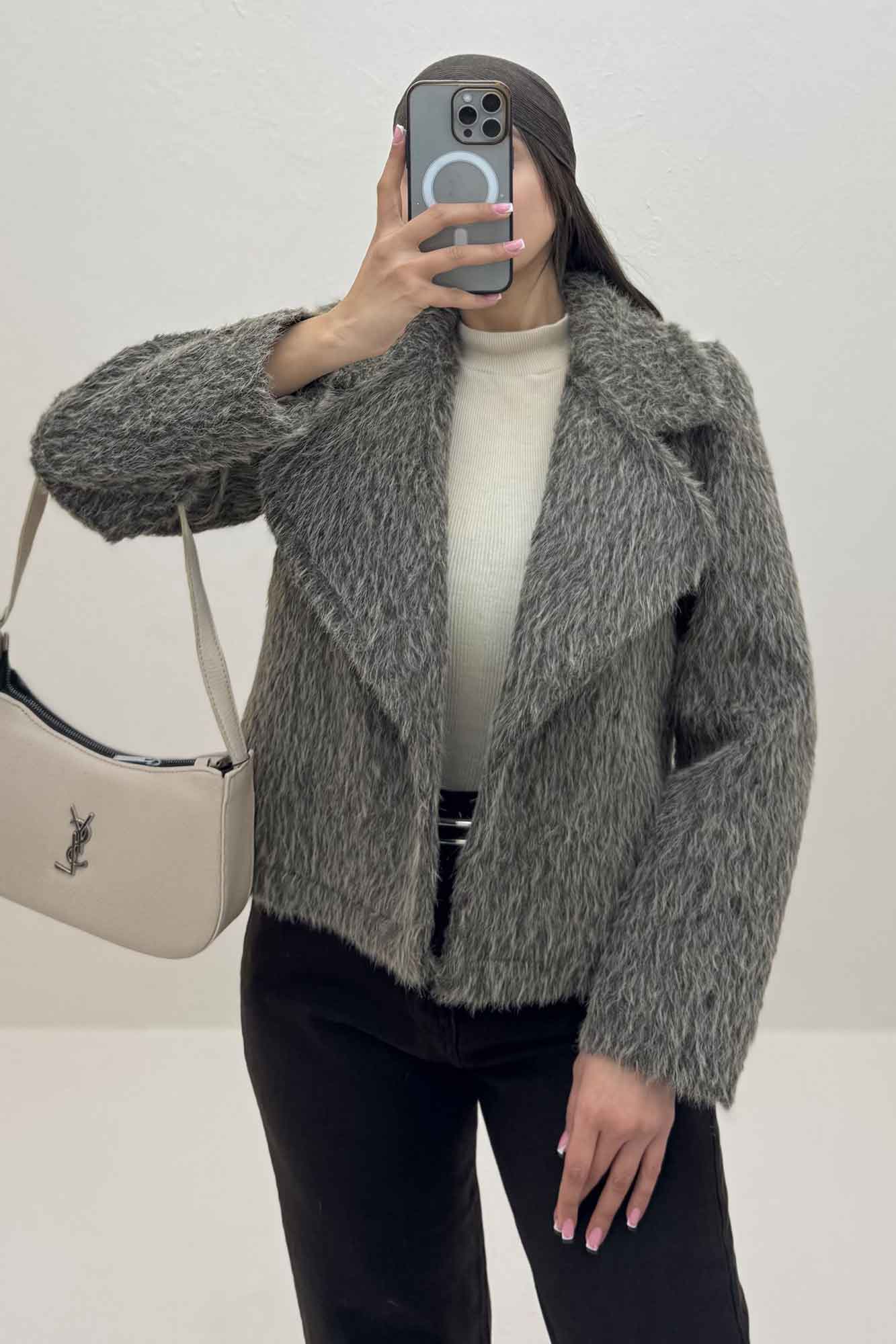 کت خز آستردار یقه انگلیسی