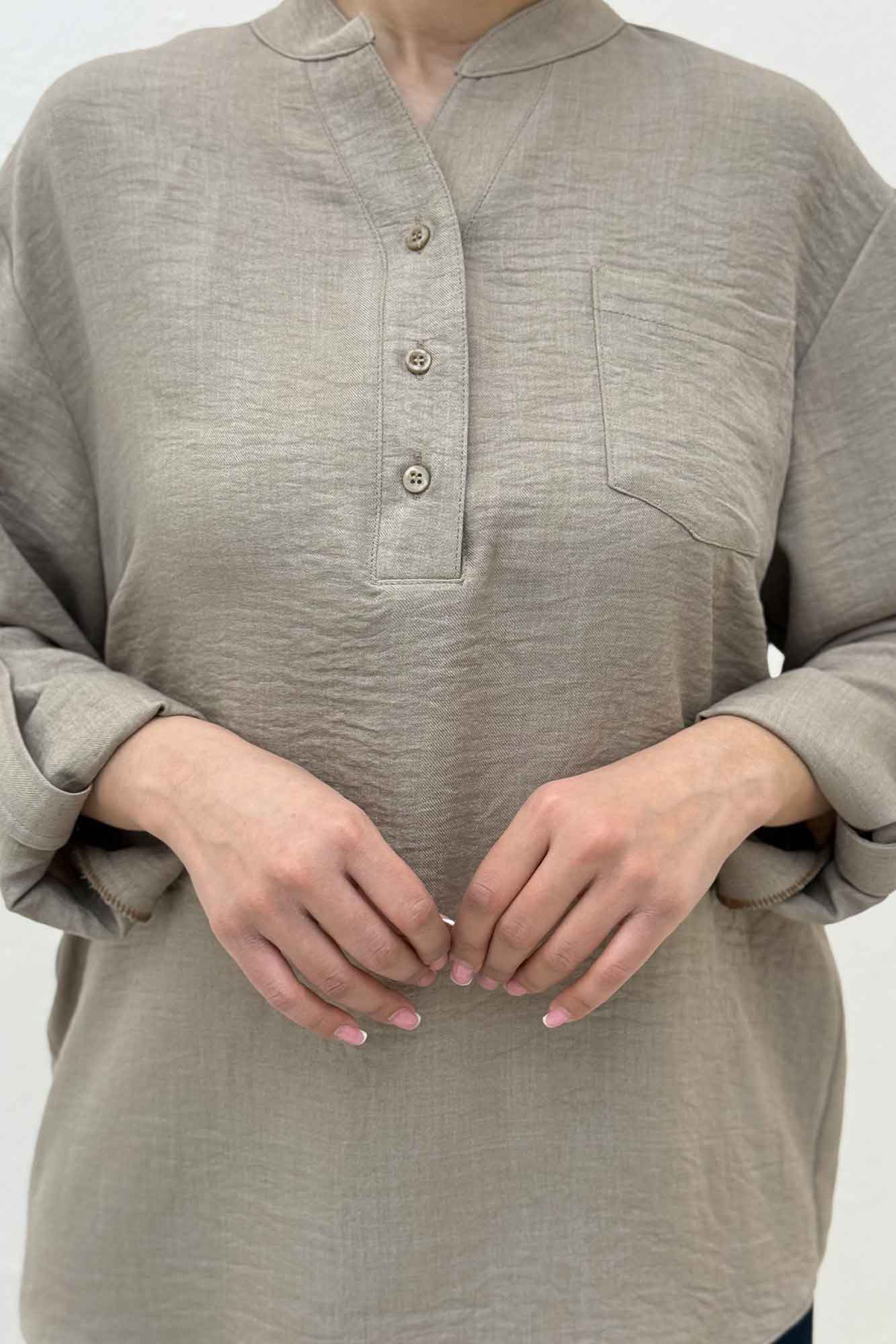 بلوز شانتون یقه بلیطی تک جیب