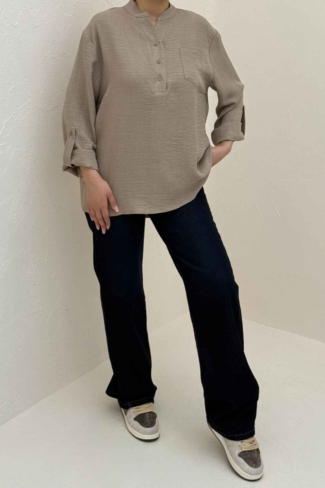 بلوز شانتون یقه بلیطی تک جیب