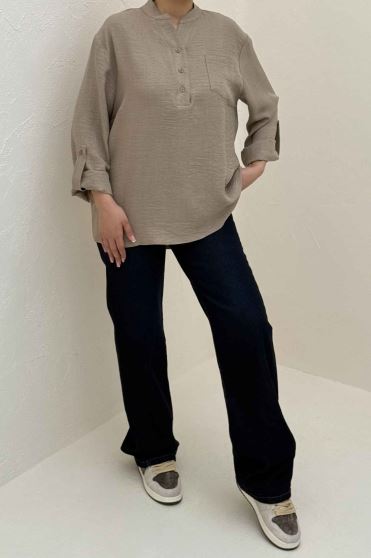 بلوز شانتون یقه بلیطی تک جیب