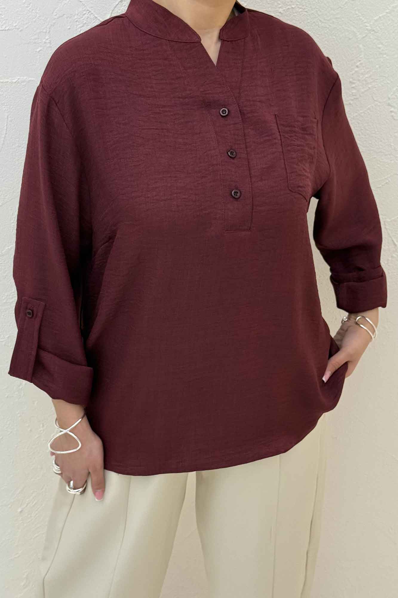 بلوز شانتون یقه بلیطی تک جیب