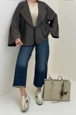 مانتو بزیاق آستین کلوش مادلین