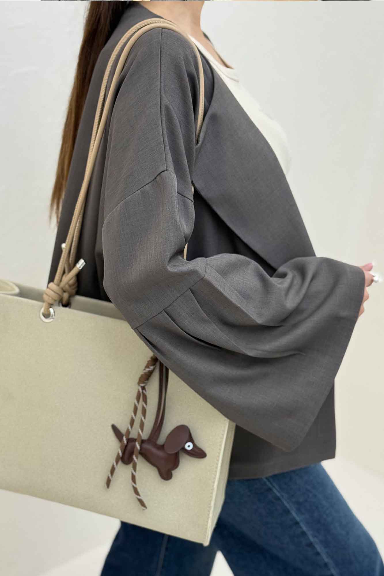 مانتو بزیاق آستین کلوش مادلین