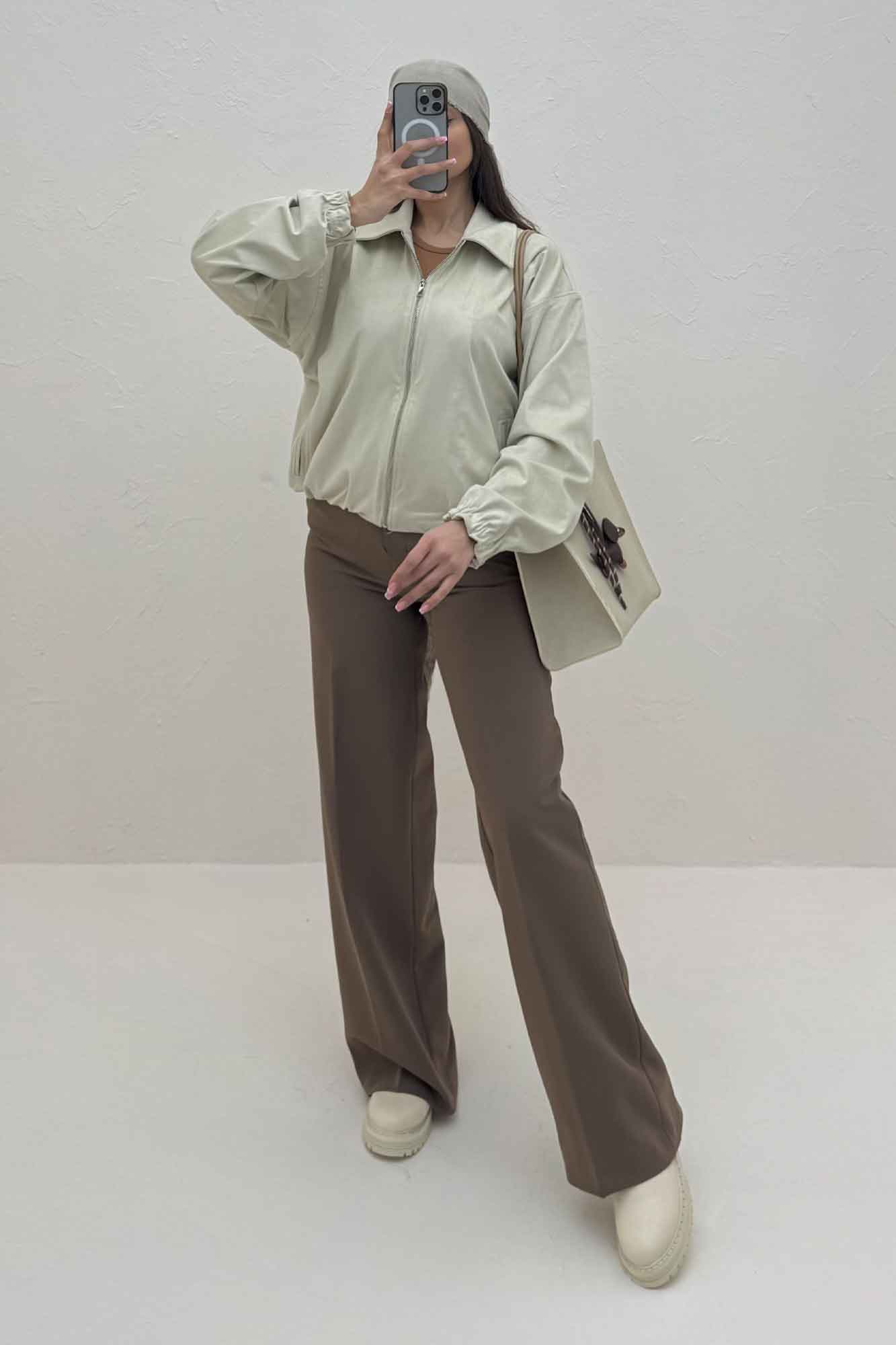 بامبر آستردار جیر زیپدار مچ کش