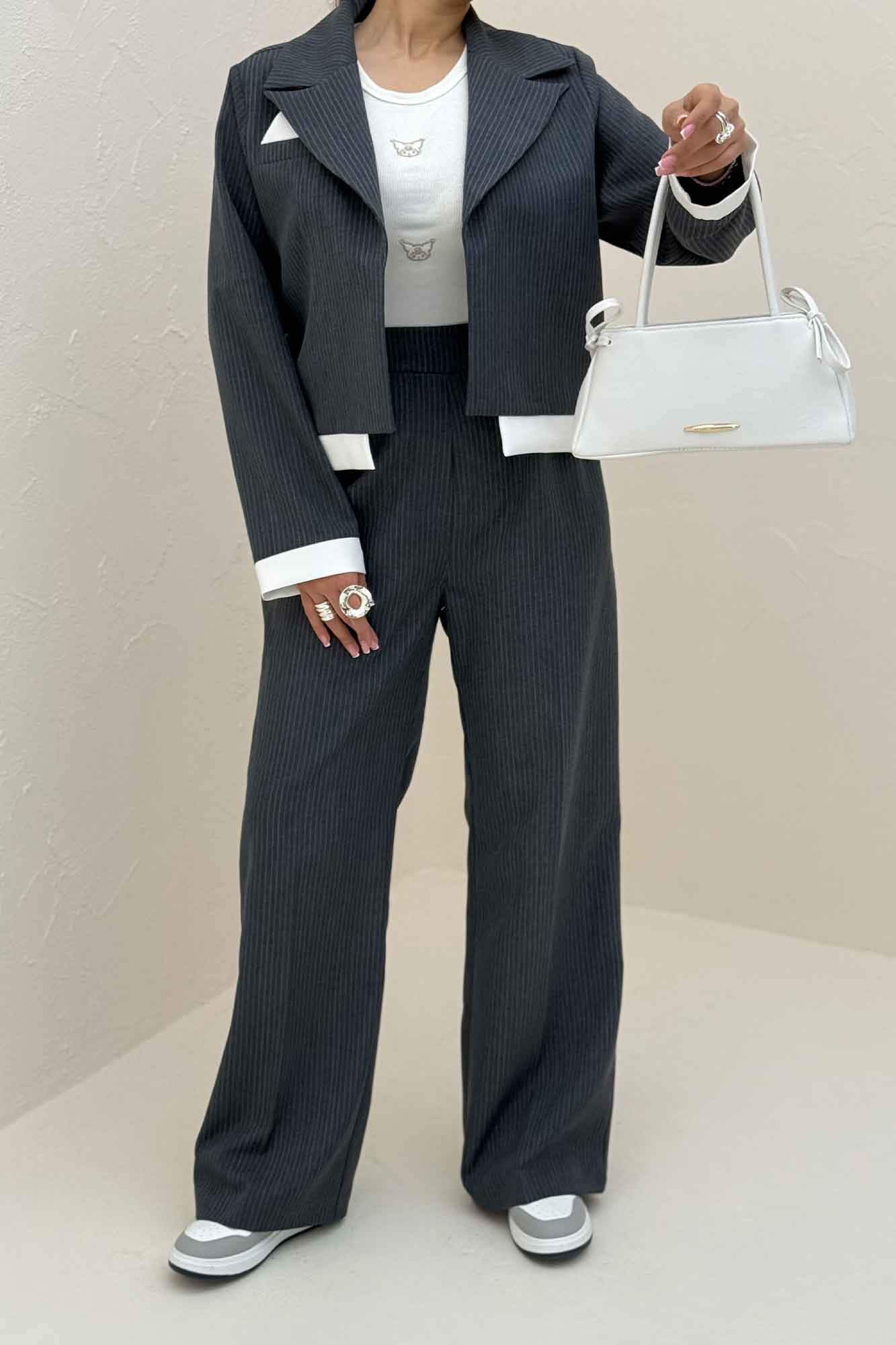 ست کت و شلوار دیپلمات لبه سفید R