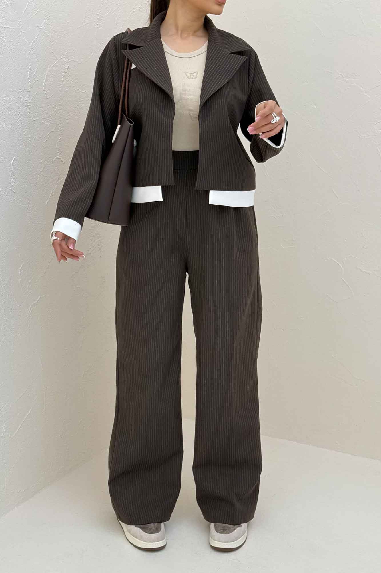 ست کت و شلوار دیپلمات لبه سفید R