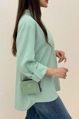 بلوز اطلس یقه بلیطی تک جیب 