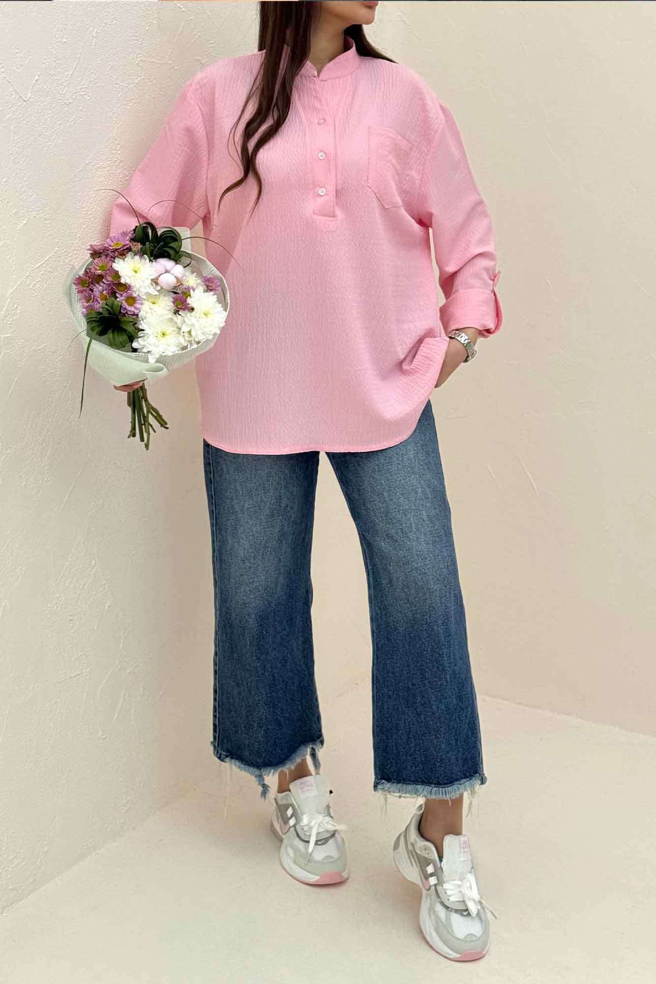 بلوز اطلس یقه بلیطی تک جیب 