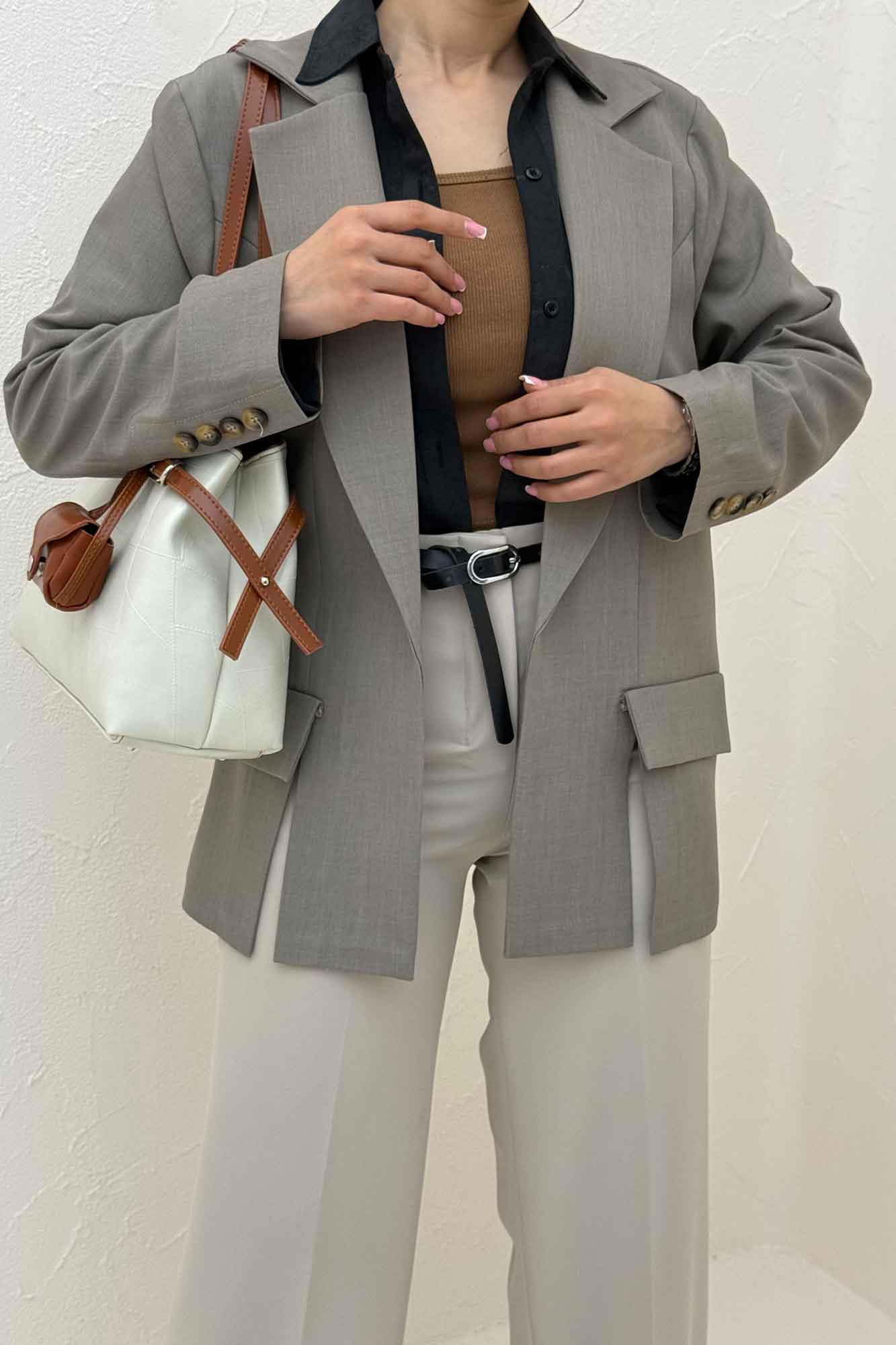 کت بزیاق جلو چاکدار مدل راژان