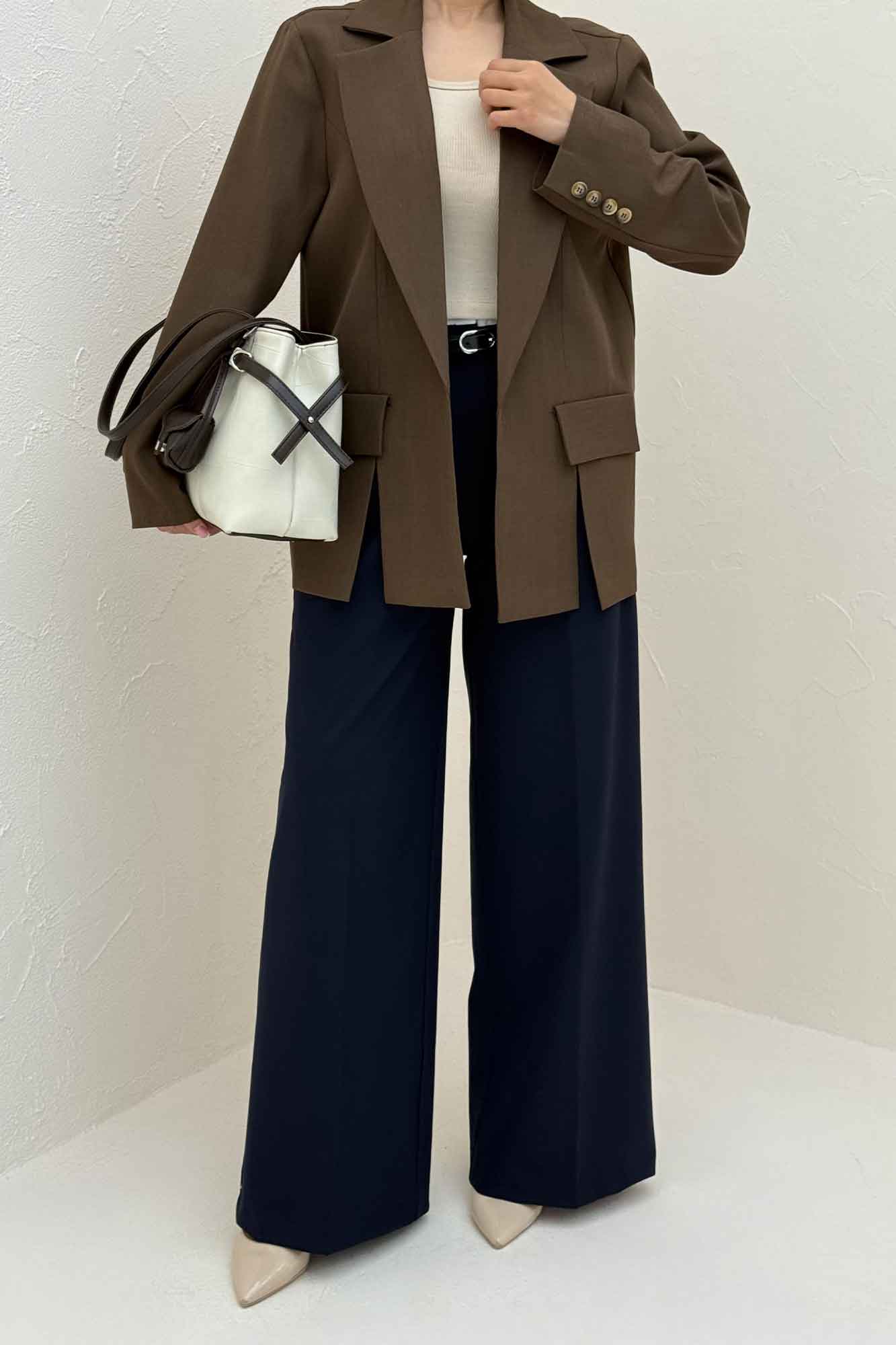 کت بزیاق جلو چاکدار مدل راژان