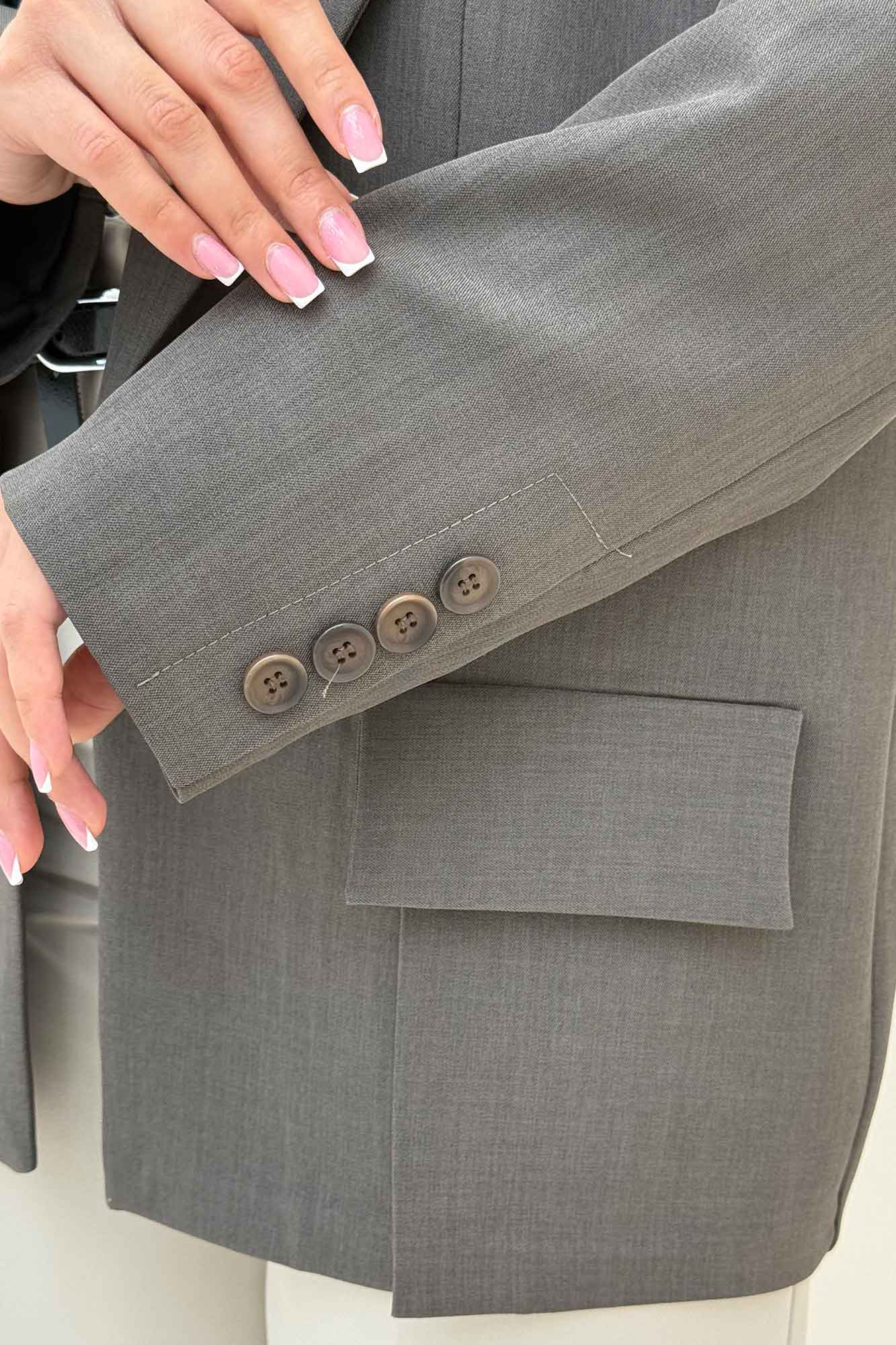 کت بزیاق جلو چاکدار مدل راژان