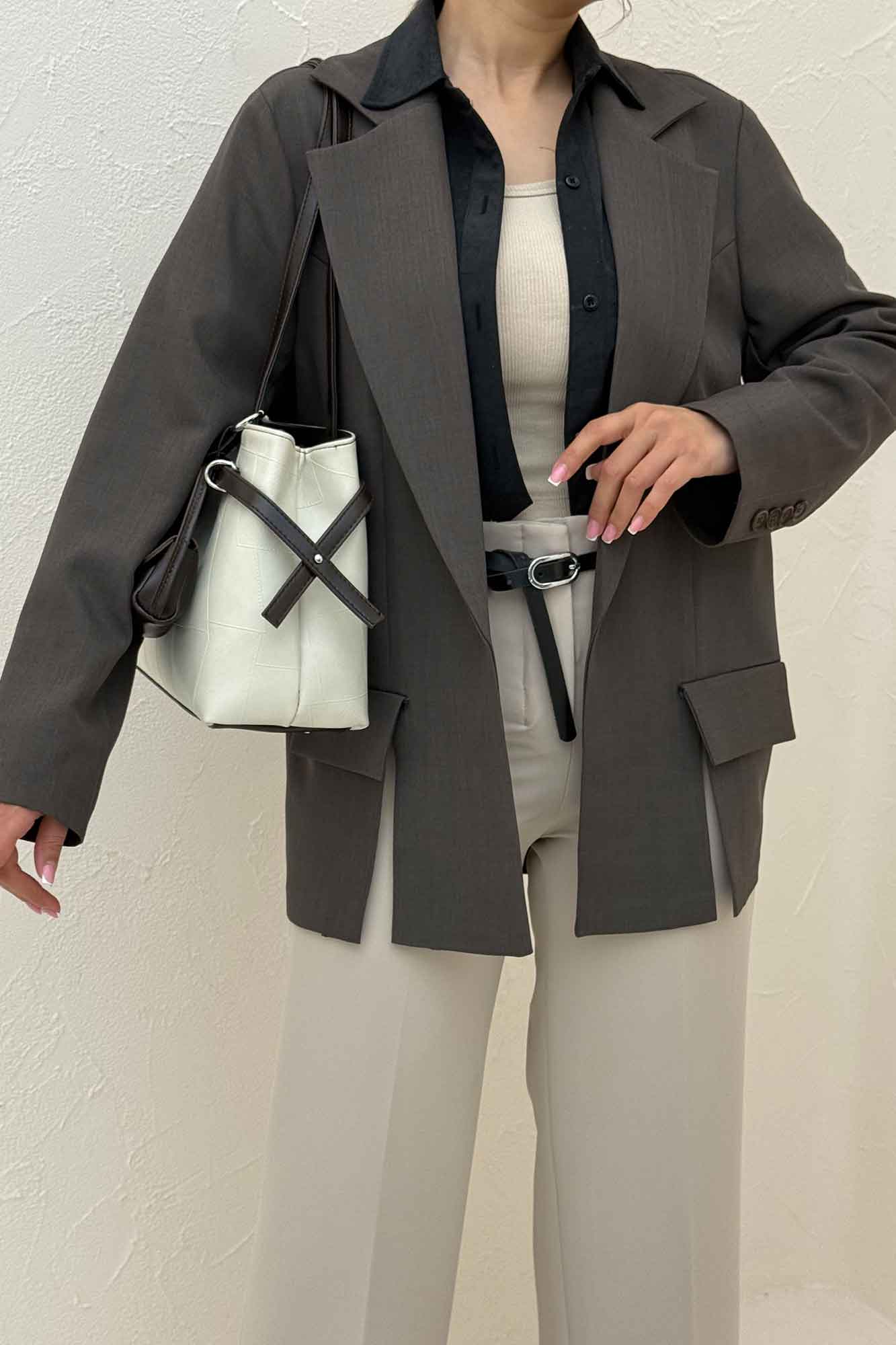 کت بزیاق جلو چاکدار مدل راژان