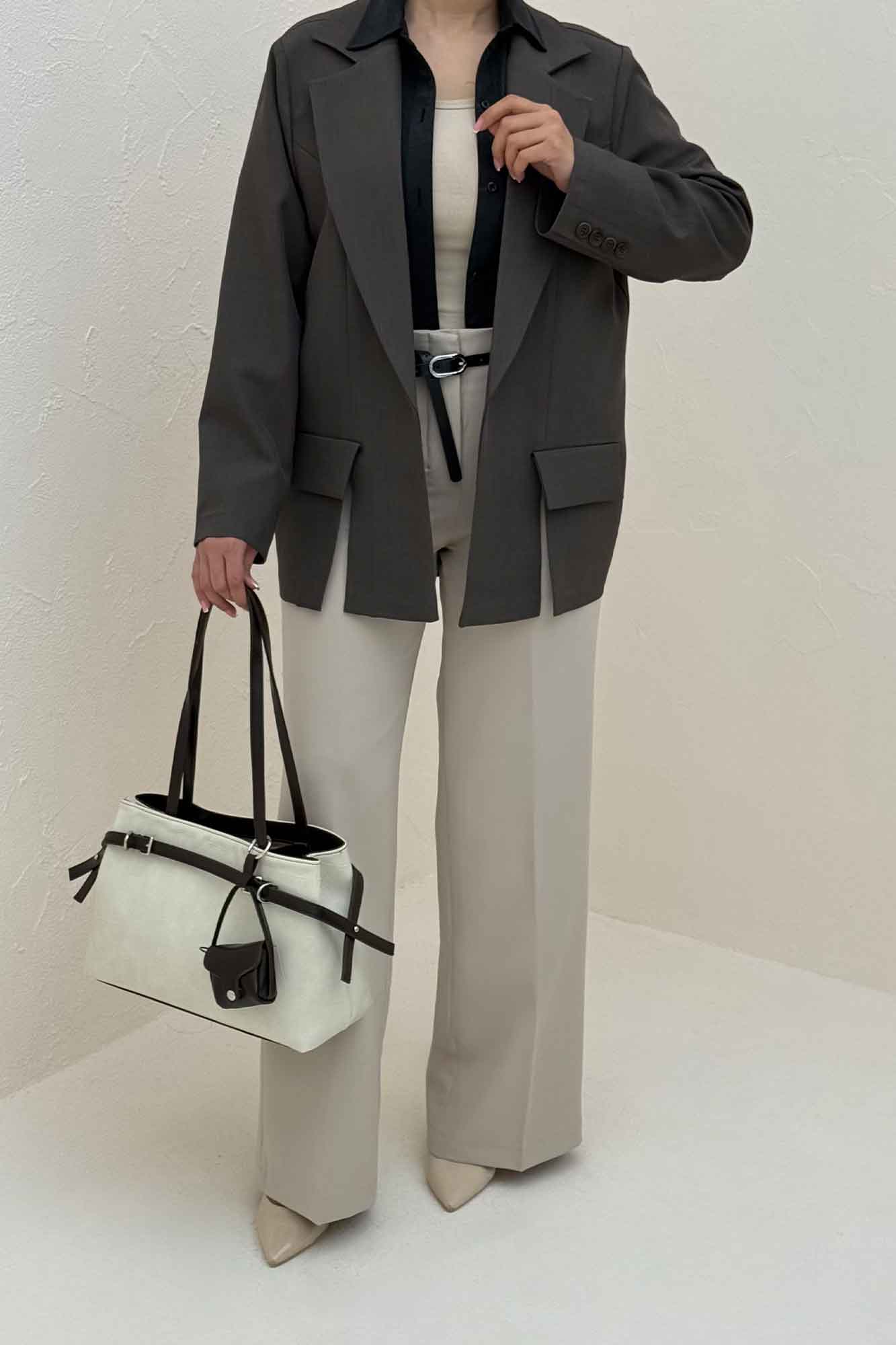 کت بزیاق جلو چاکدار مدل راژان