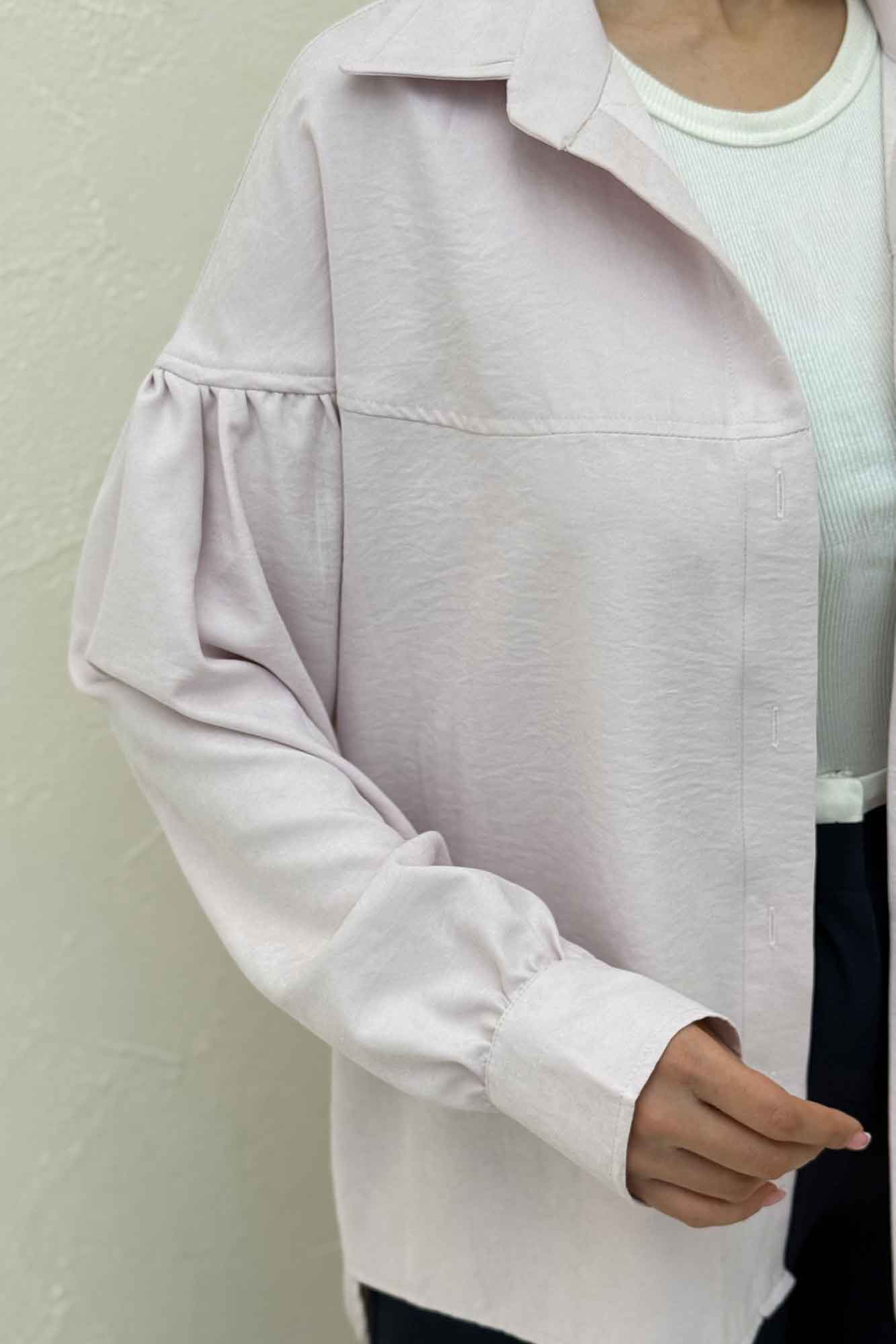 شومیز مانتویی آستین چین دار لاریسا