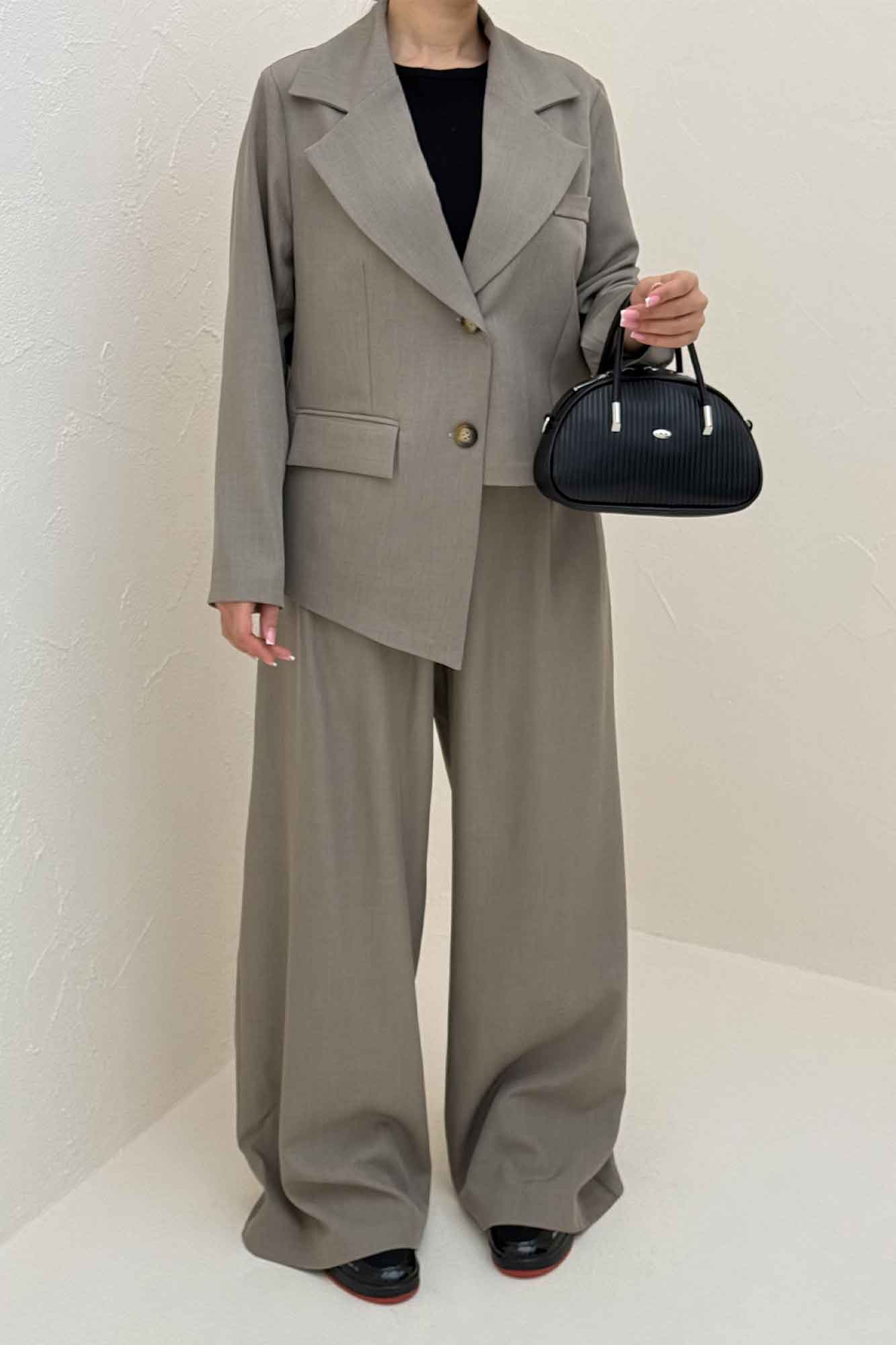 ست کت و شلوار بزیاق پرمیوم کات