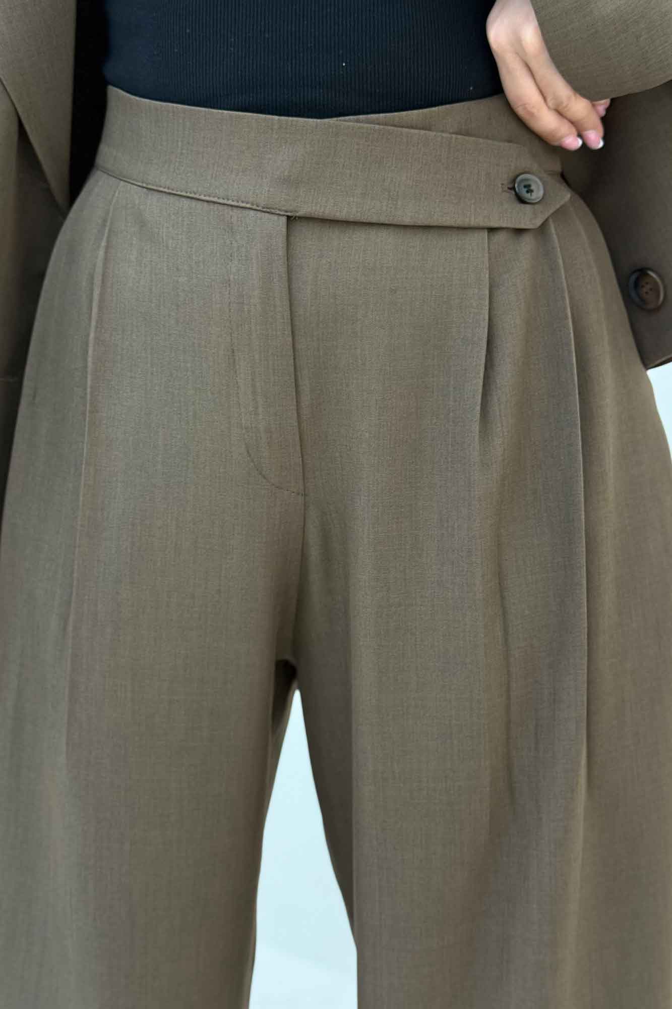 ست کت و شلوار بزیاق پرمیوم کات