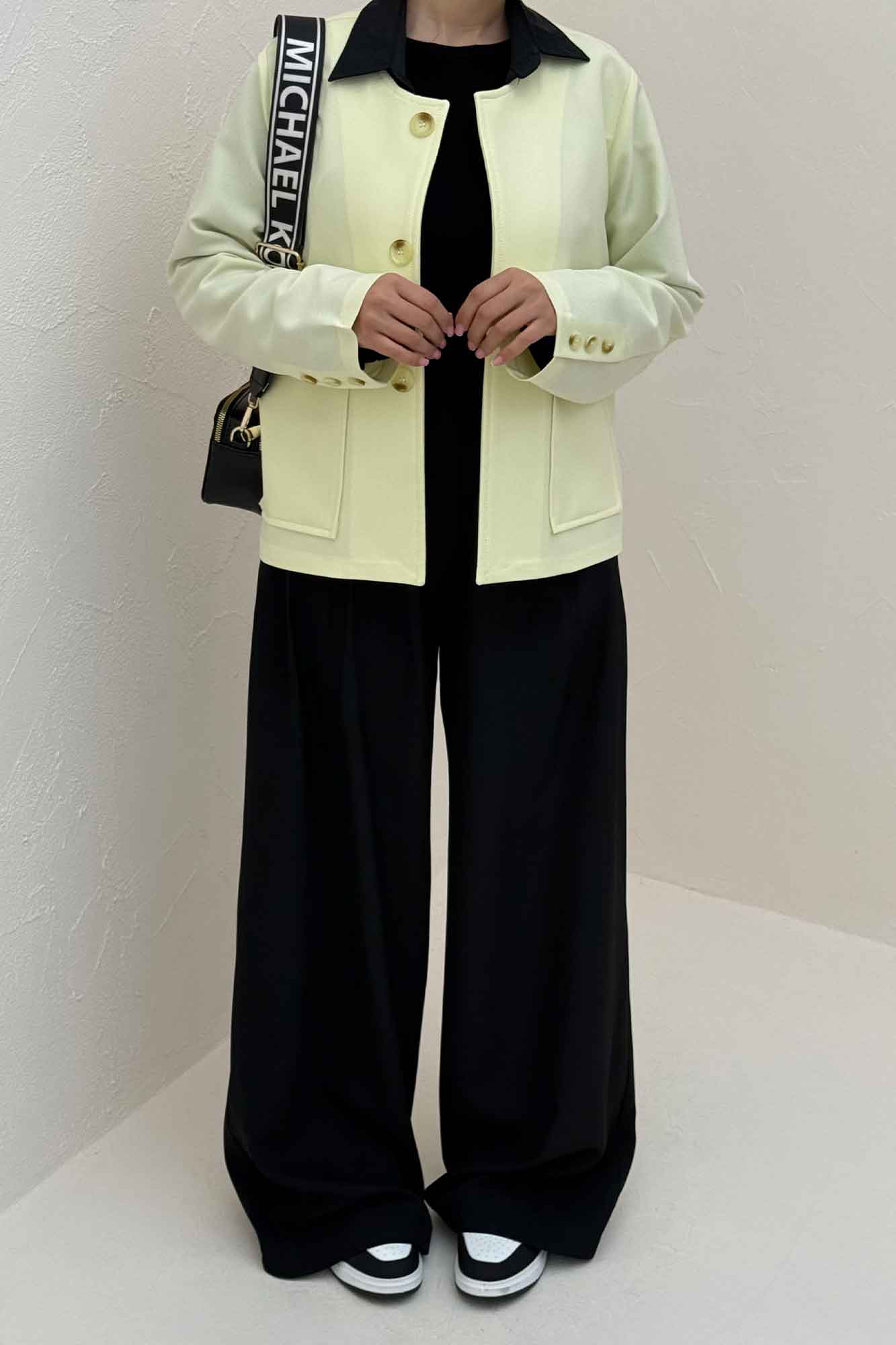 کت مازراتی کجراه یقه گرد ARLO