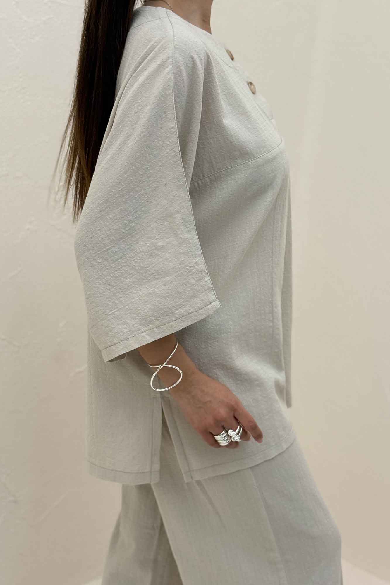 ست شومیز و شلوار چاکدار آمیرو