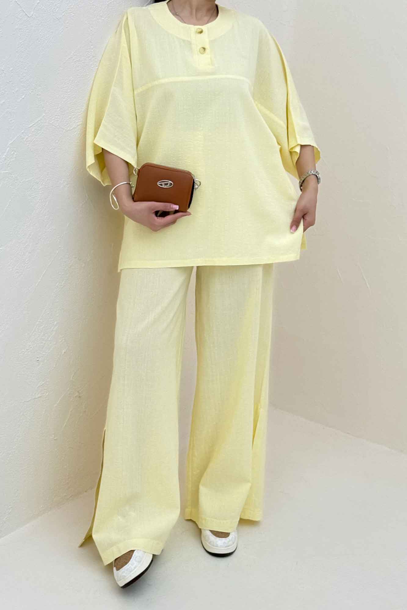 ست شومیز و شلوار چاکدار آمیرو