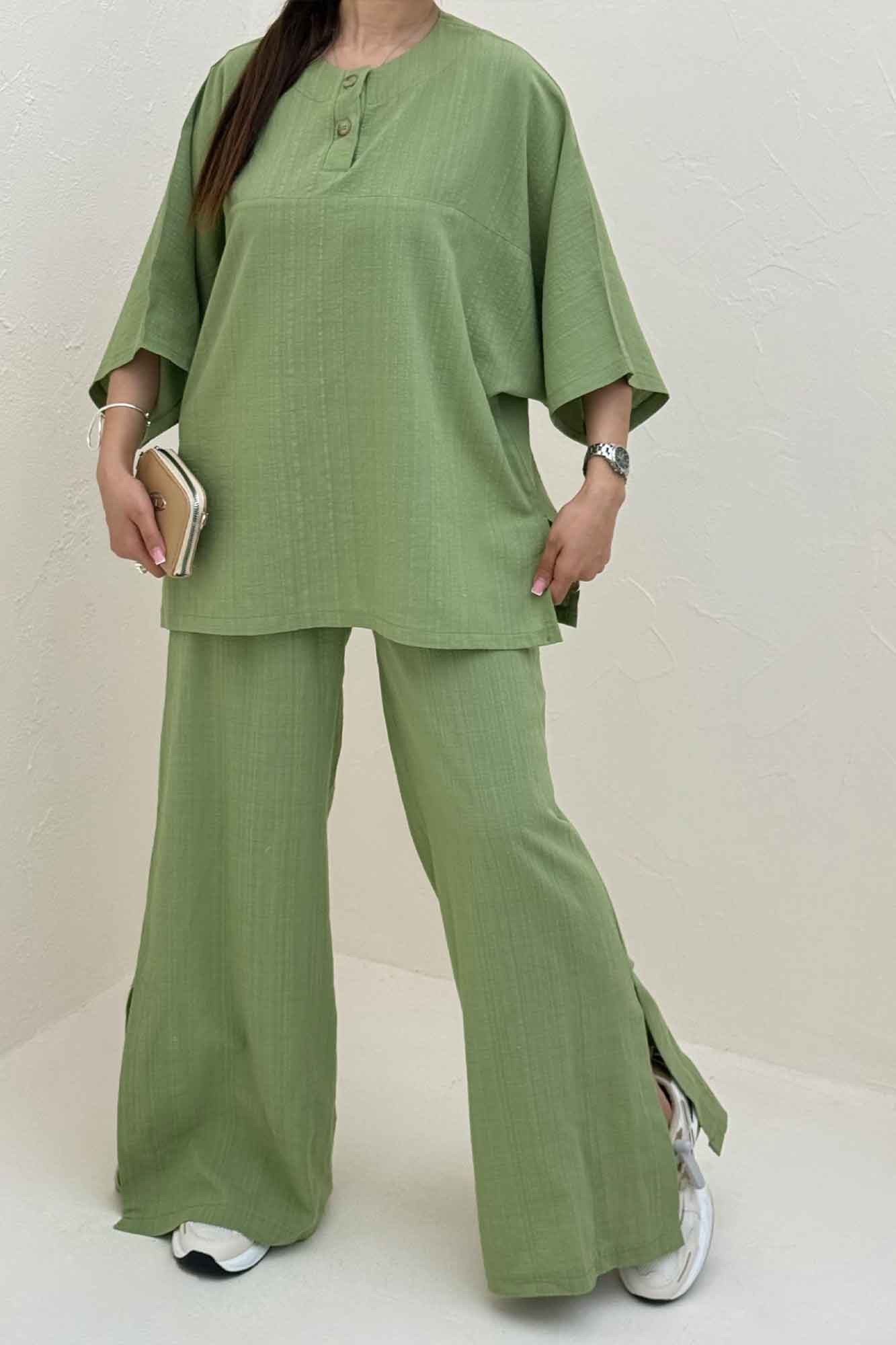 ست شومیز و شلوار چاکدار آمیرو