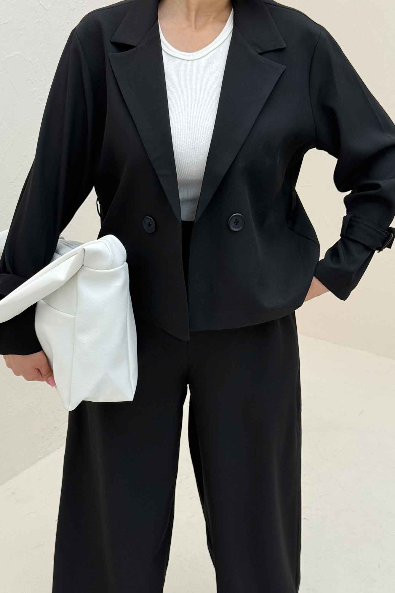 ست کت و شلوار جناقی آستین سگک دار