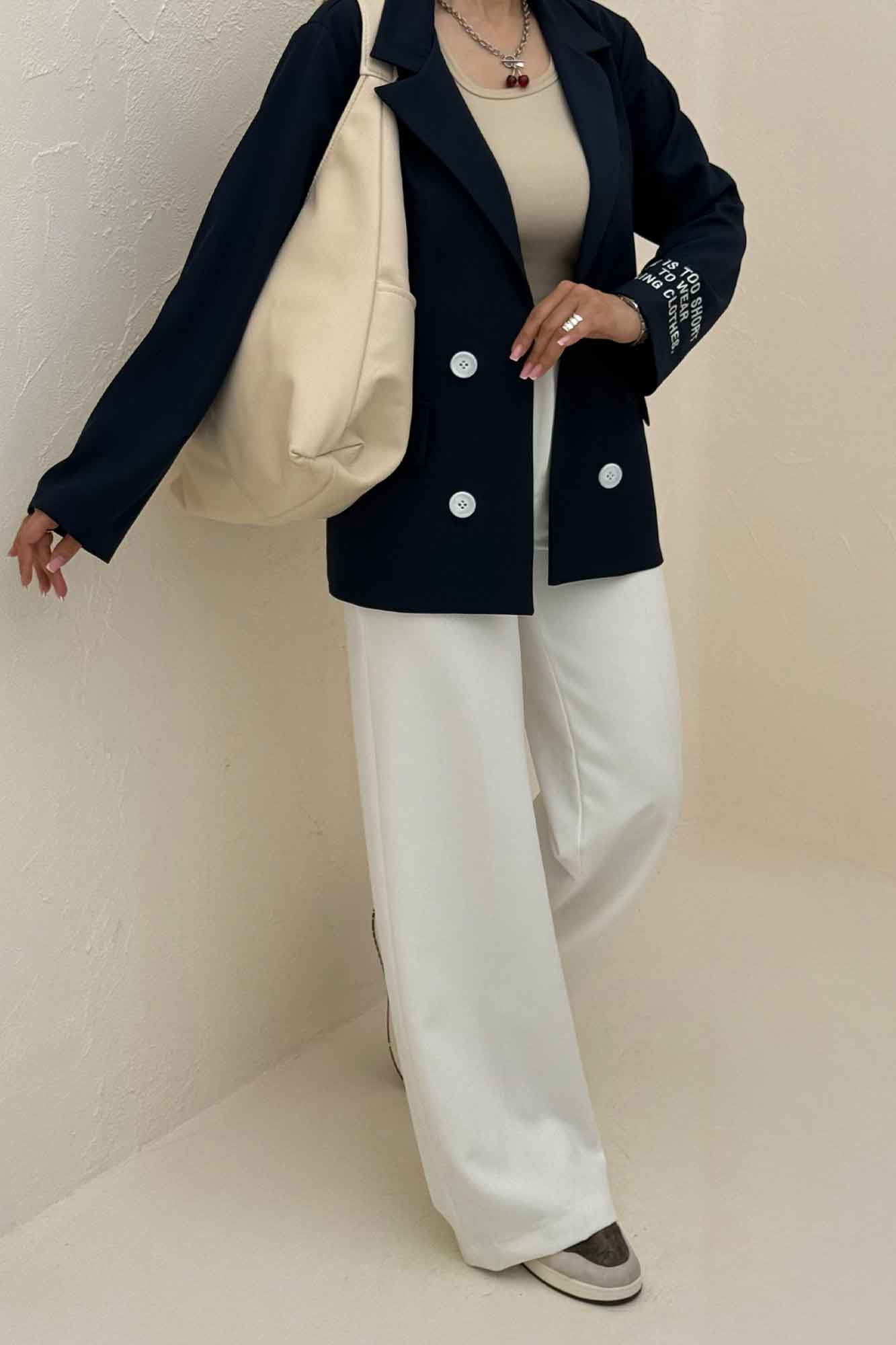 کت یقه انگلیسی پشت گلدوزی