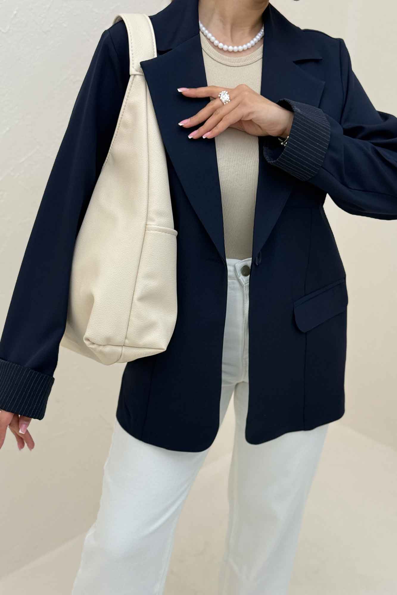 کت بزیاق مچ پاکتی کریستی