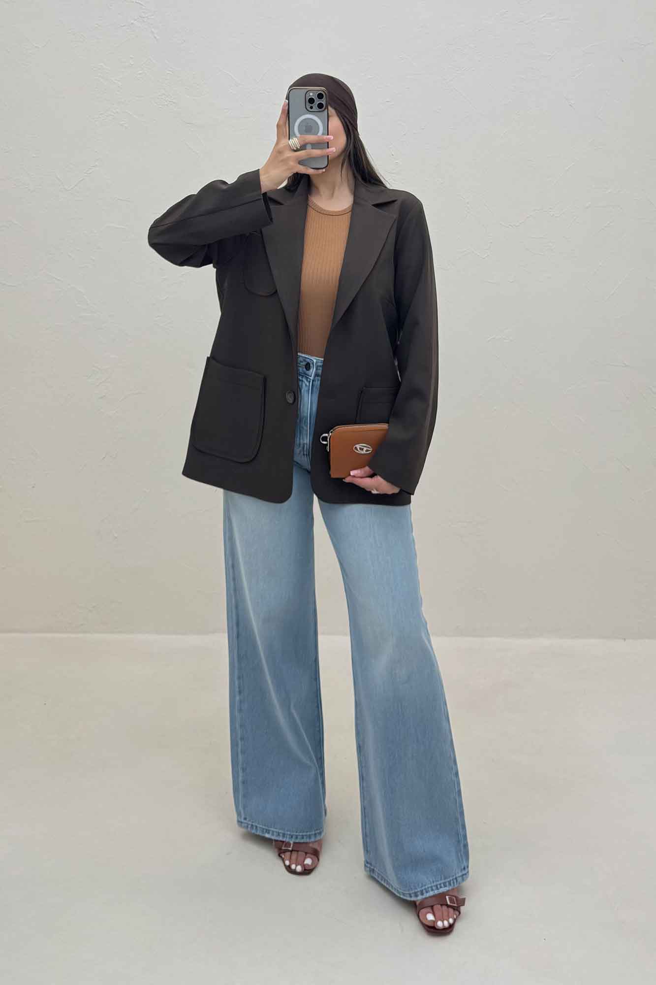 کت بزیاق سه جیب رو مدل آرینا