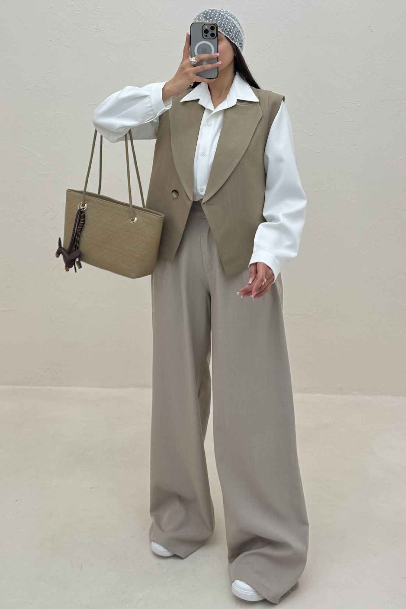 ژیله بزیاق یقه تبری