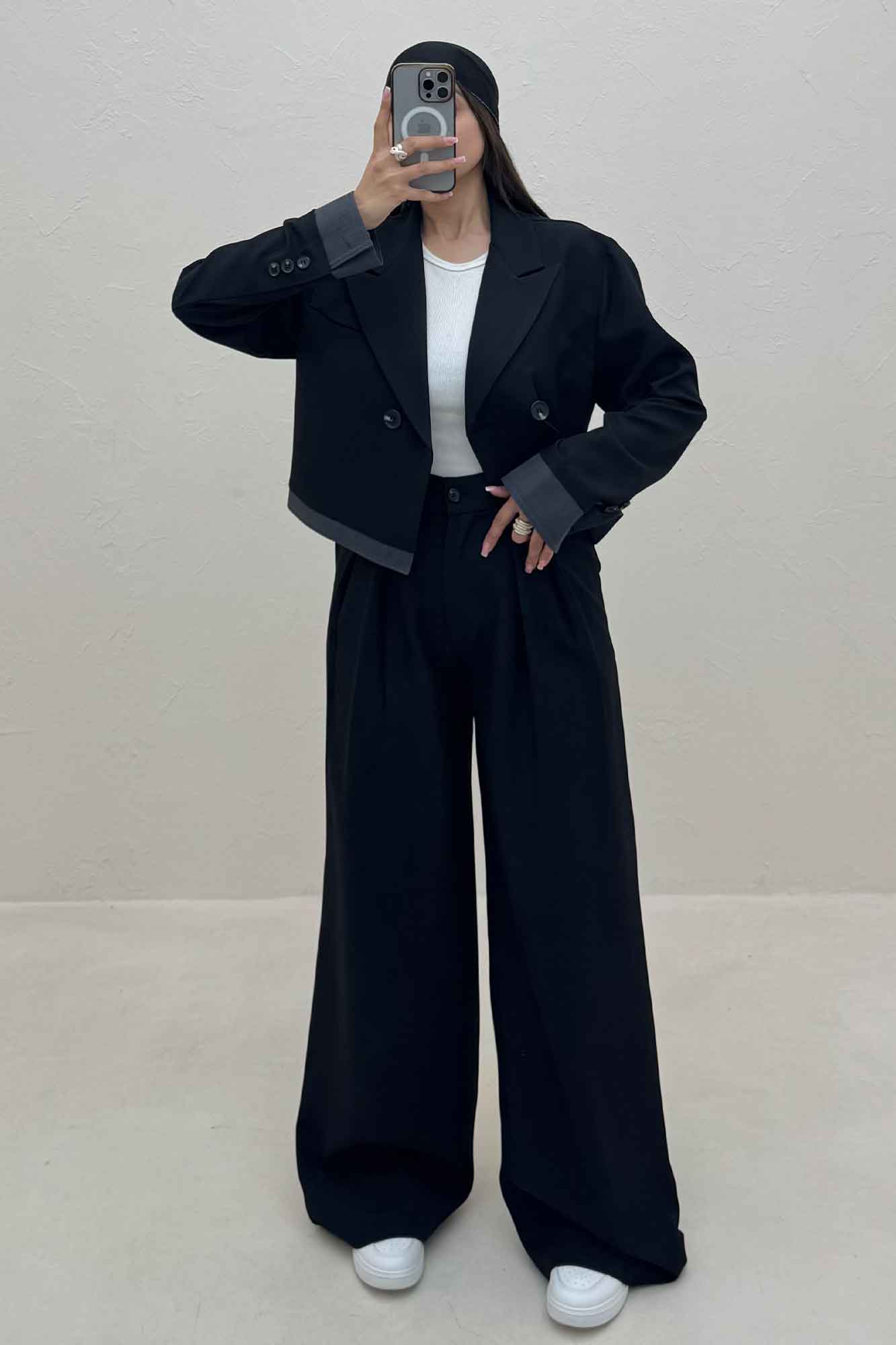 ست کت و شلوار بزیاق مچ دوتیکه لیوا