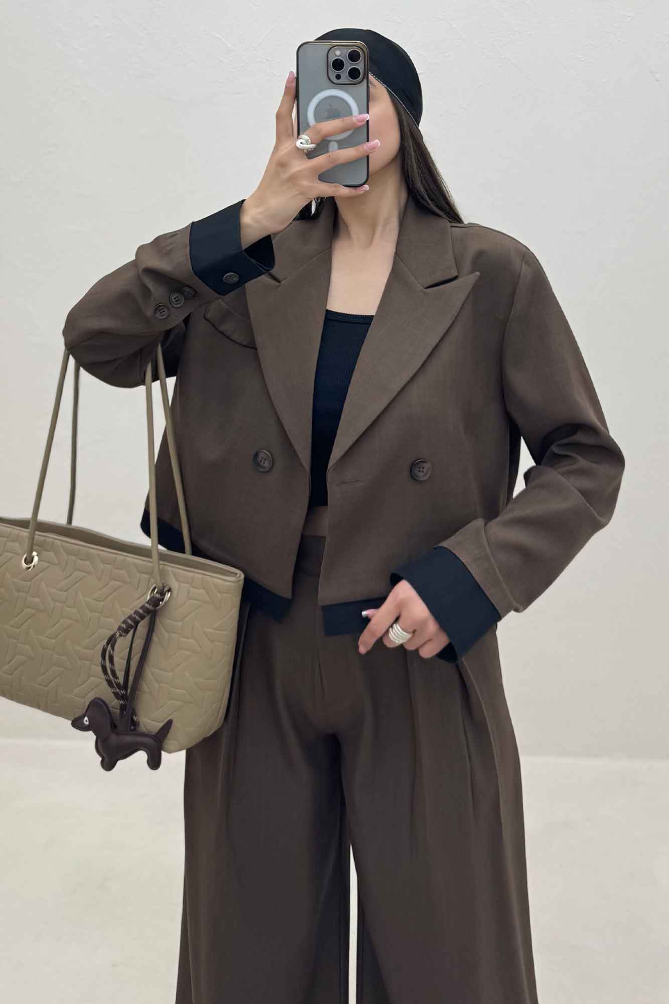 ست کت و شلوار بزیاق مچ دوتیکه لیوا