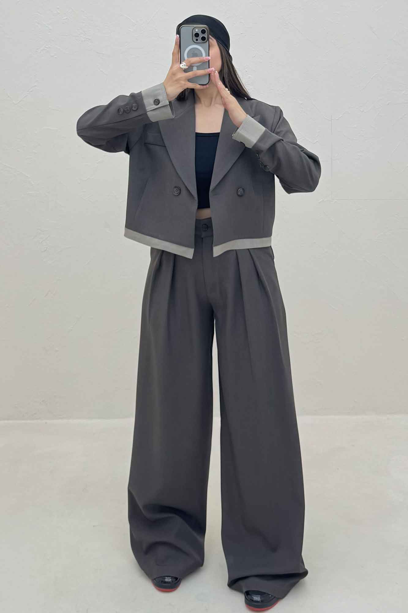 ست کت و شلوار بزیاق مچ دوتیکه لیوا