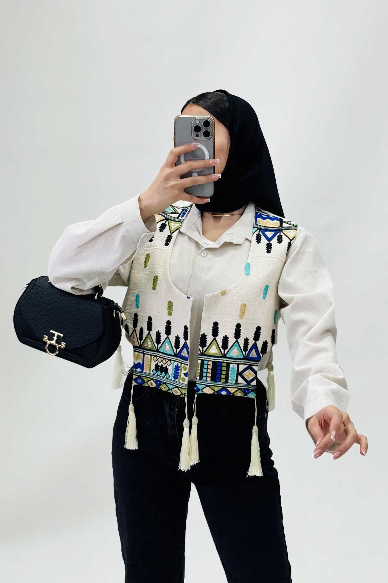 ژیله لنین هندی منگوله دار